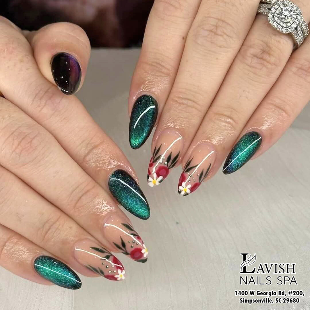 Lavish Nails Spa nail photo 2
